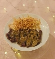 Cafe de Paris Soslu Antrikot (kişibaşı fiyatı)