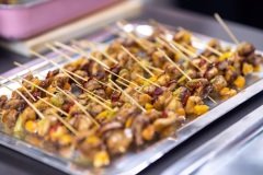 Tavuk Şiş Karamelize Kayısılı